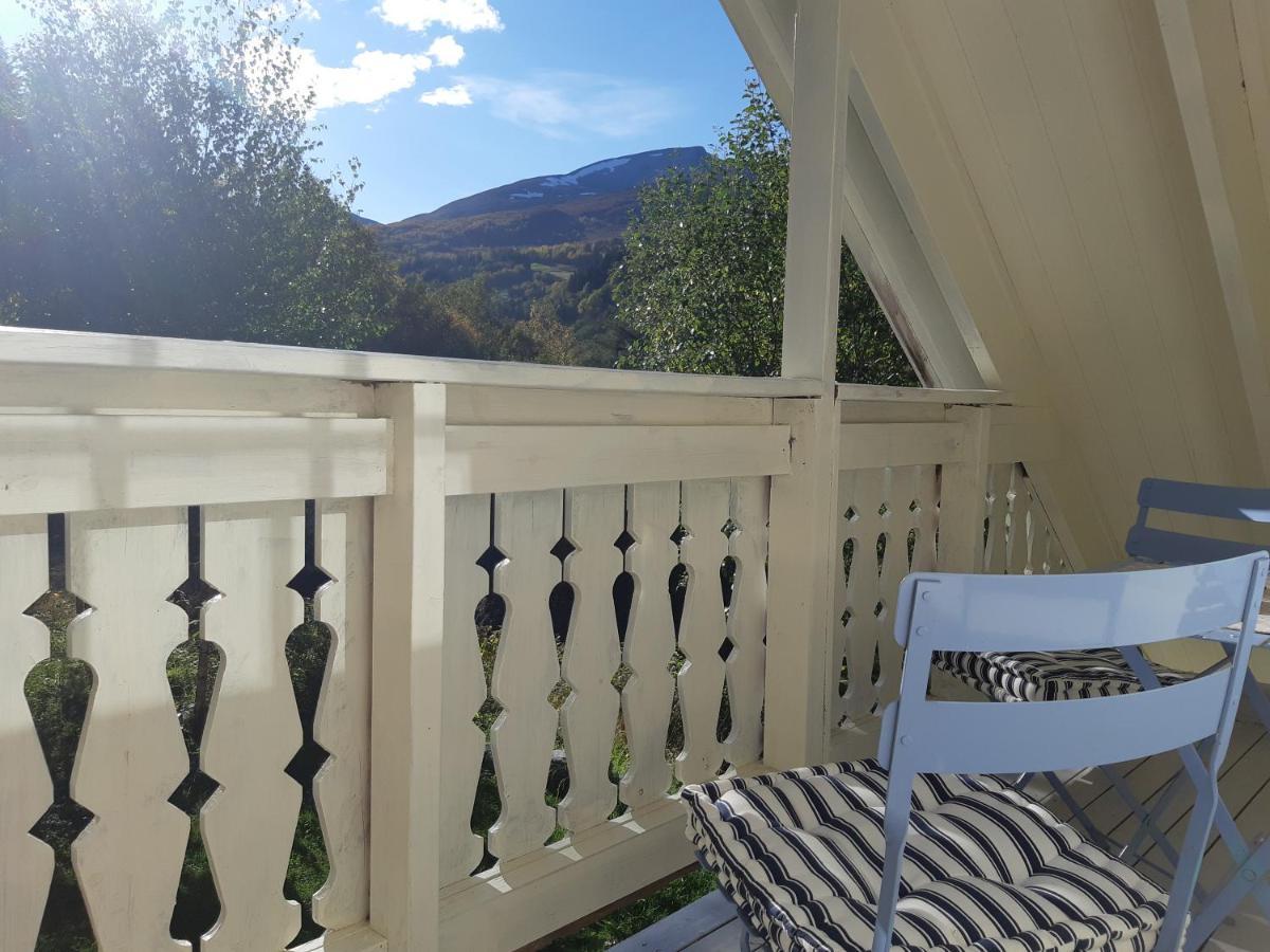 Eidsdal Camping Og Feriehus Экстерьер фото