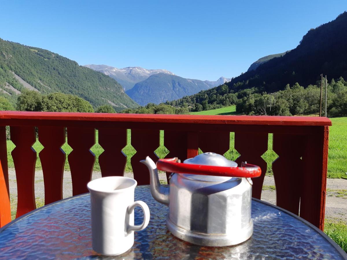 Eidsdal Camping Og Feriehus Экстерьер фото