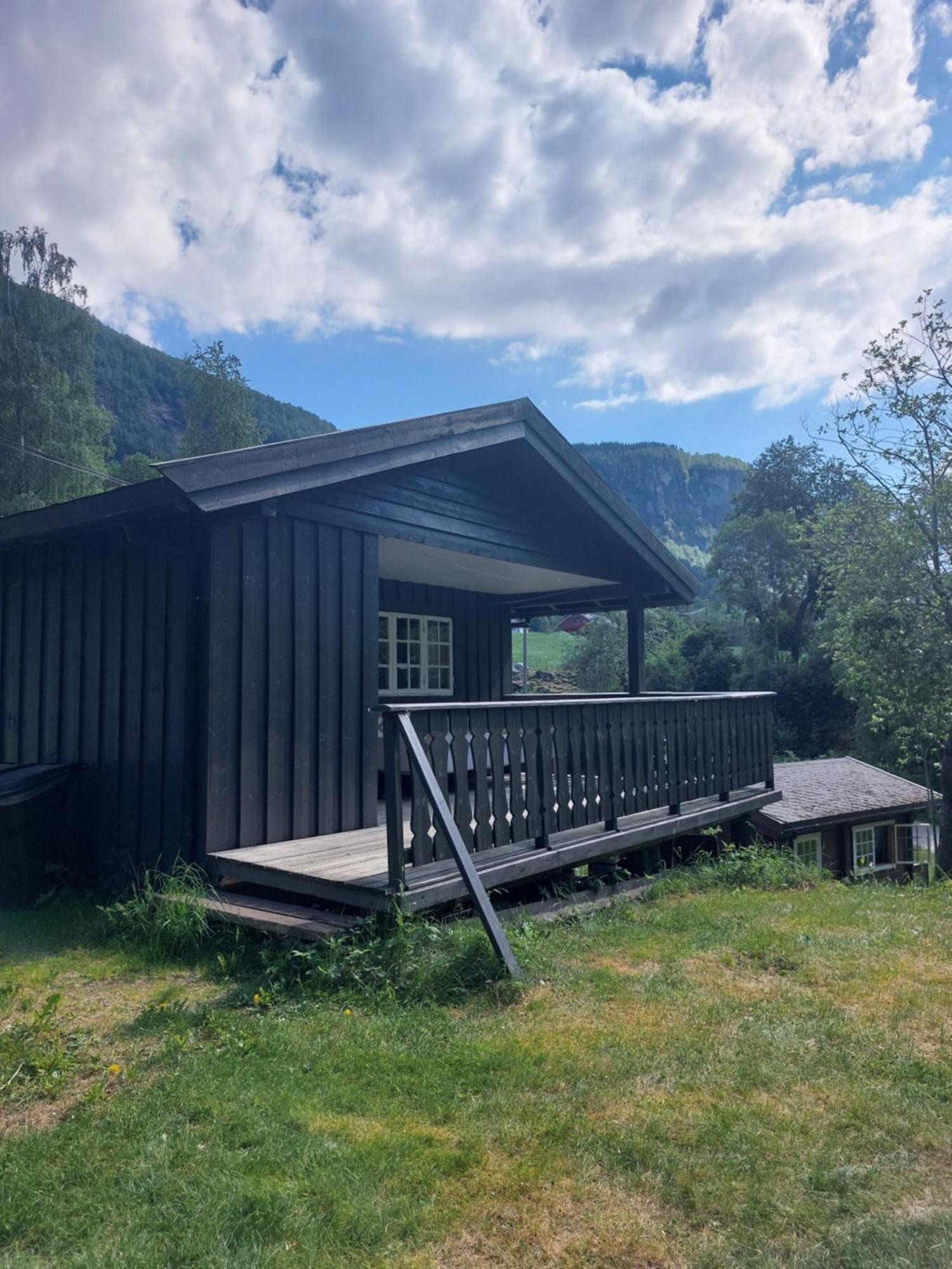Eidsdal Camping Og Feriehus Экстерьер фото