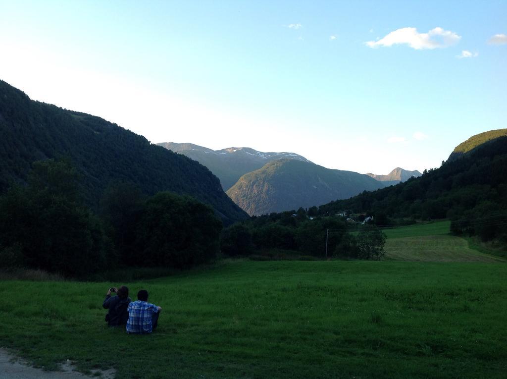 Eidsdal Camping Og Feriehus Экстерьер фото